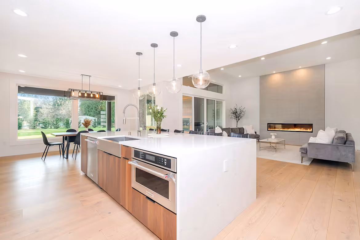 Why Modern Homes Embrace Open, Flexible Living Spaces